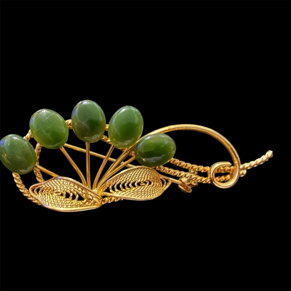 Vintage Jadeite Jade Cabochon Gold Tone Filigree Branch Brooch Pin MCM 1960s